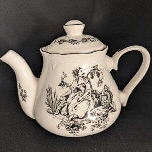 New England Toile Teapot Black and White Tabletops Unlimited